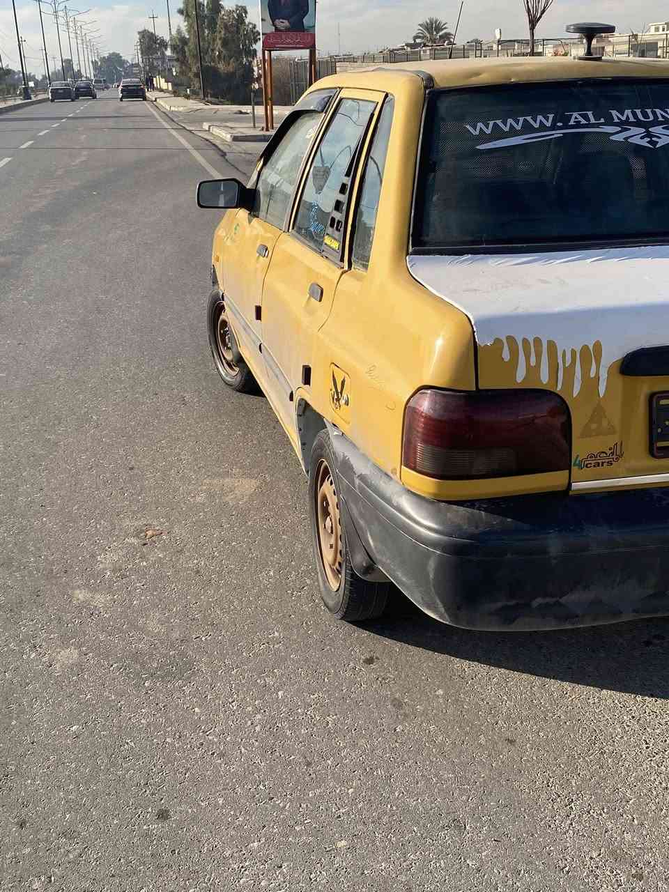 السلام عليكم سايبا ١١محدثه ١٢كاربون بانزين
مشروع وطني شرعي بل موصل  بيها شاصي تك مكسور ومقوى كير شرط محرك رنكات طخم جديد عينه كلج جديد 
استيرن جديد هيئه ٢٠٠ غرامه ورقه سياره احلى من الصور سياره ربع ماتصرف عليها. كبل عل شارع 
استفسار 778 151 5507
