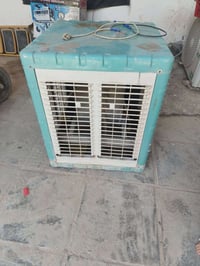مبرده البيع سعره 50 شغاله كلشي مابيهاا  .  07815727258