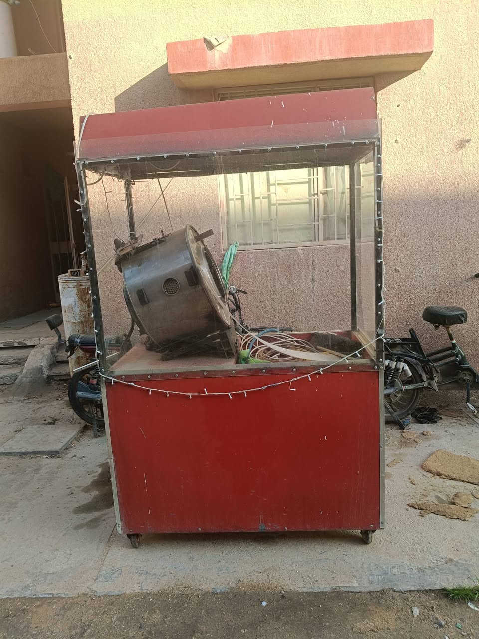 السلام عليكم اله مال حب الى البيع يدويه اله 250 مع نشاتها يدويه للتواصل واتساب ***********
