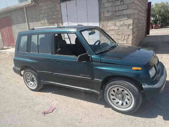 سلام و عليكم سياره ساسوكي
محرك بلادي كير ومحرك شرط 
لا صرف لا تبخير 
سياره حلوه ونضيفه 
سياره بلاديه مو عكس 
رقم بغداد تحويل ثاني يوم 
مكان ديالى جلولاء خاص ماكو مكلف بل نشر 
اتصل ودلل ***********
