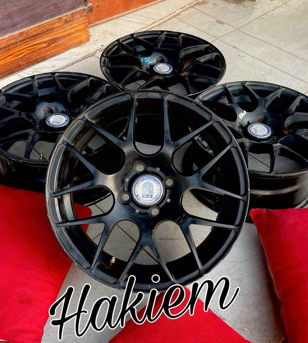 بعد اذن الادمن
يركب بومه وكريستاله وعيون صفيه ومكوه وبطه


**إذا كنت صاحب هذا الإعلان وتريد حذفه لأي سبب، رجاءا أرسل رسالة إلى الدعم الفني**