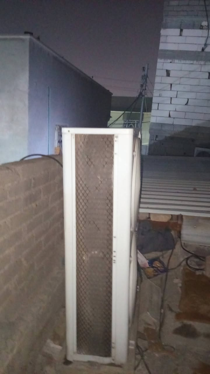 سلام عليكم
عندي سبلت للبيع 3طن
فانين
نعيه دنكه
سعر 800بي مجال
رقم هاتف ***********
مكاني بصره زبير
