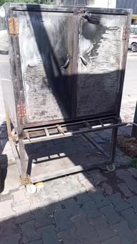 غراض محل كاهي للبيع مكاني العلاوي للاتصال 07739596229