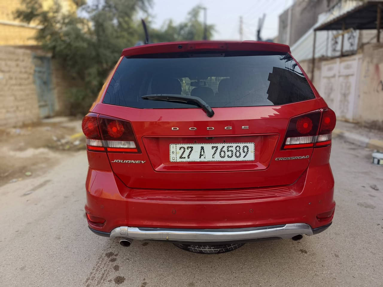دوج جورني 6 سلندر
‎موديل : 2015
‎الفئه : كروز 
‎المحرك :  6 سلندر (3600)
‎عدد الركاب : 7 راكب 
‎التبريد : 3 قطع
‎اللون : احمر 
‎رقم ذي قار انكليزي بسمي
‎شاشة كبيرة
‎تحكم بالمري الجانبية
‎تدفئة كشنات جلد 
‎تدفئة ستيرن 
‎كاميرا 
‎ويل كروم ١٩
‎كشن كهربائي  
‎تشغيل بصمه
‎بصمة ابواب خارجية بالاضافة الى بصمة الجنطة
السعر 130 مركز الناصريه حي الفداء
‎للاتصال : 
***********
