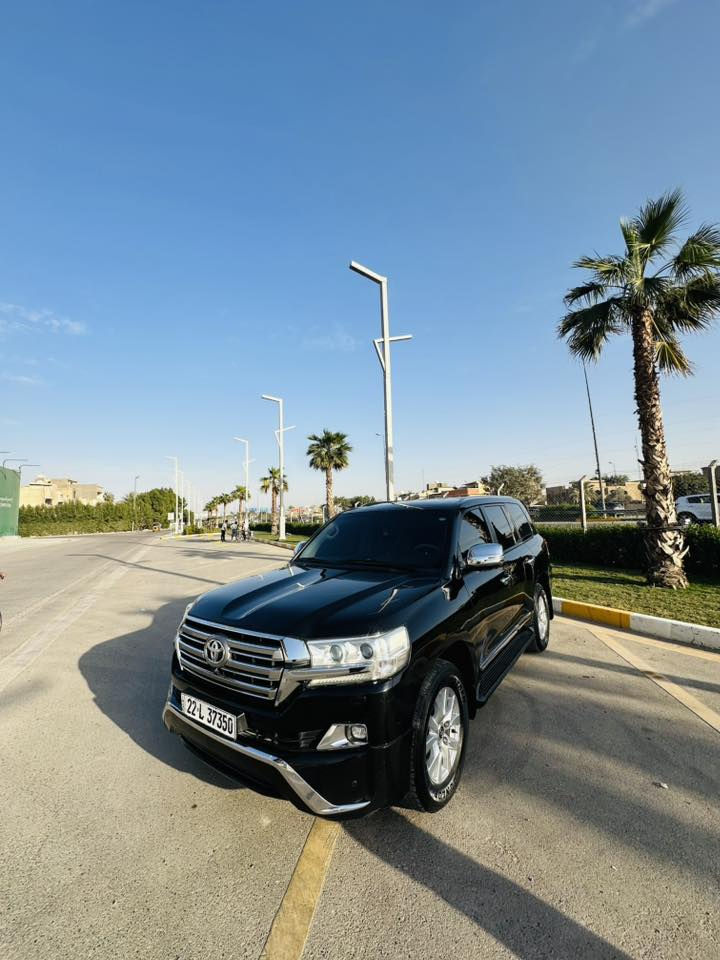 السلام عليكم 

لاندكروز 2016 
رقم اربيل بأسمي شرط تحويل 

 مواصفات  (. فطيم   ) مواصفاتهة معروفة فول 

ماشية 155 الف  

السيارة مكفولة ماعدا الي محدد بلصور بارد 

  مكانهة بغداد الغزالية 

السيارة كلش نضيفة 

***********

السعر 45.000 $.  بيهة مجال بسيط
