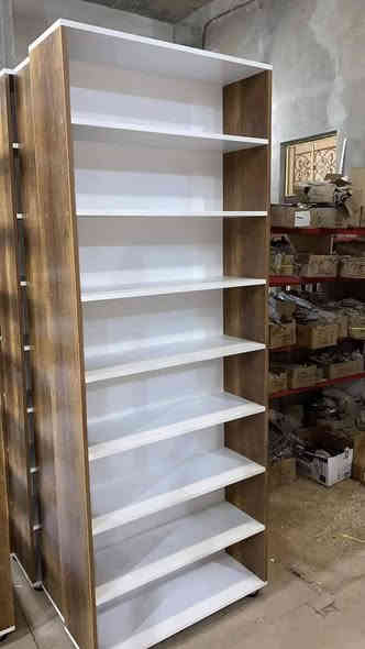 فاترينه  العرض ٨٠ الرتفاع ٢٥٠ العمق ٢٠
 سعر ٦٠ الف قفل  شغل  براغي ضهر ٤ ملم 
للحجز ***********
