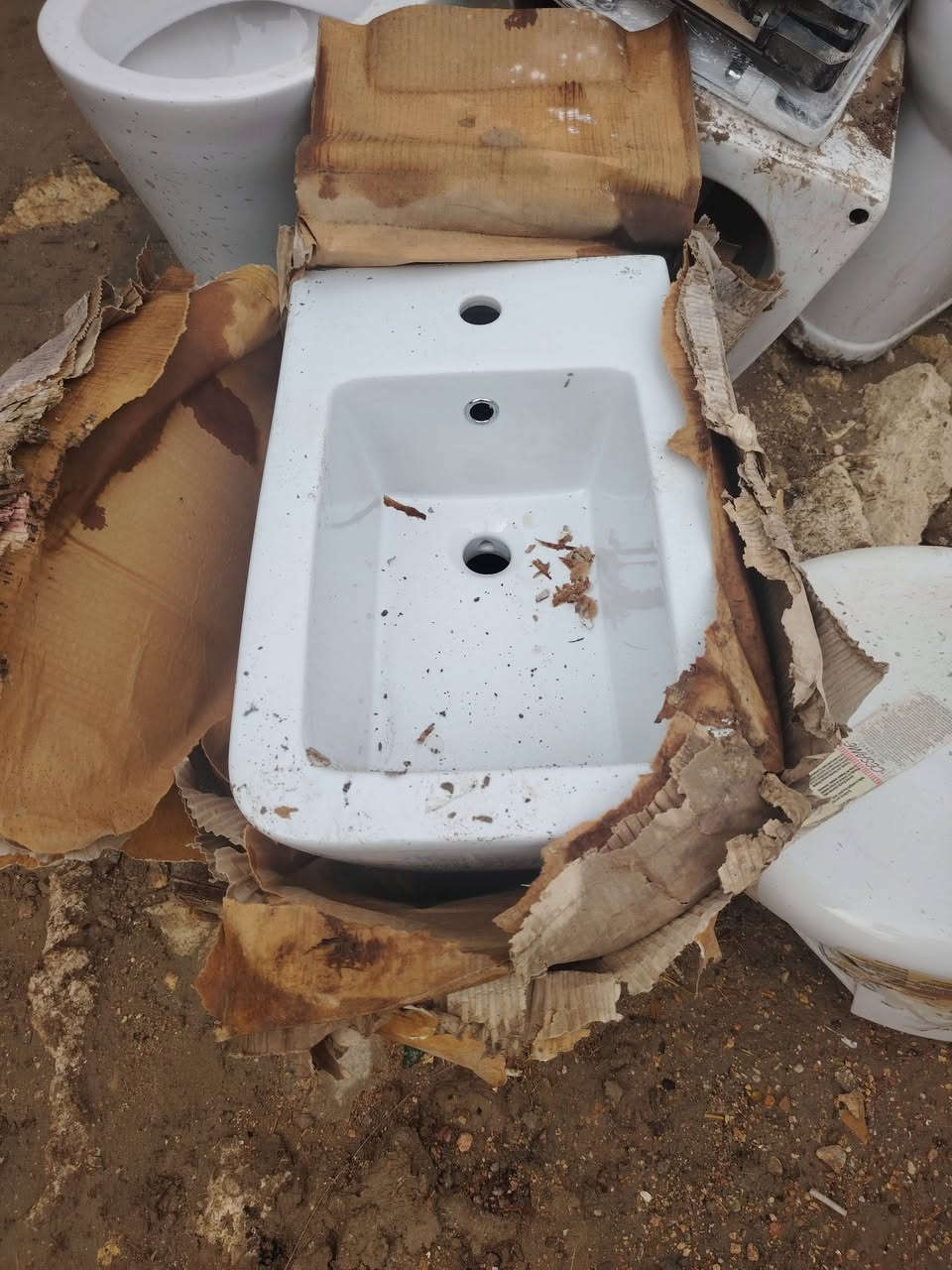 للبيع مغاسل ومقاعد خربيه اسعر12 الف نوعيه جديده الصلي


**إذا كنت صاحب هذا الإعلان وتريد حذفه لأي سبب، رجاءا أرسل رسالة إلى الدعم الفني**