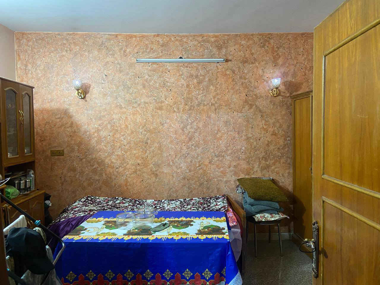 دار للبيع مساحه 100م 
واجه 5 نزال 20 طابو ملك صرف 
موقع حي الاعلام المربع الذهبي 
يحتوي على/ صاله مطبخ خدمات و4 غرف نوم 
للتواصل واتساب/***********
