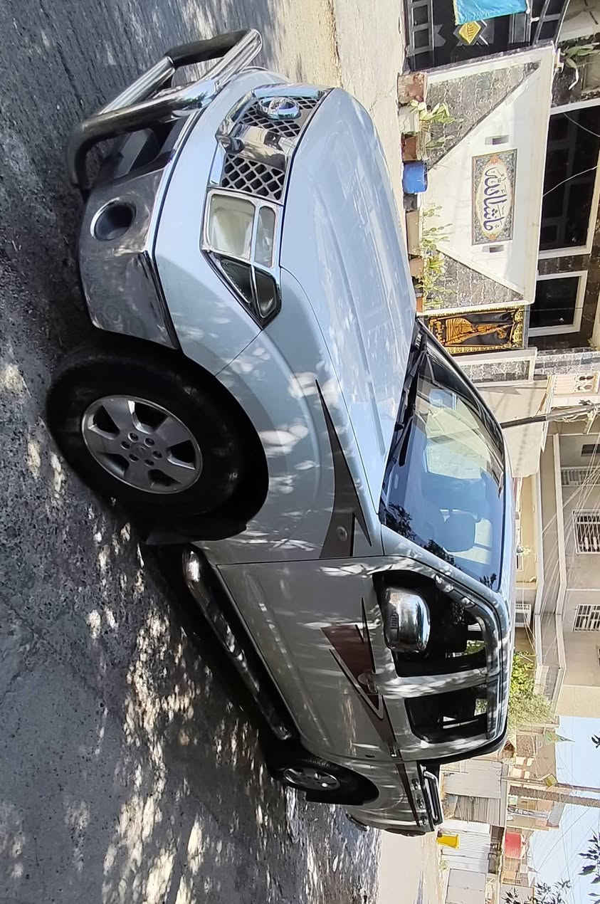 السلام عليكم
نيسان نيفارا 2014 
رقم بغداد دولي تحويل مباشر 
محرك مفتوح مدام بالكامل 
صبغ جاملغ وباب سائق 
سيارة جاهزة من كلشي 
تبريد ثلج 
تخم تأير جديد 
مكانه بغداد حي العامل 
السعر 94$ بالعافيه ع ياخذه 
اتصال ***********
