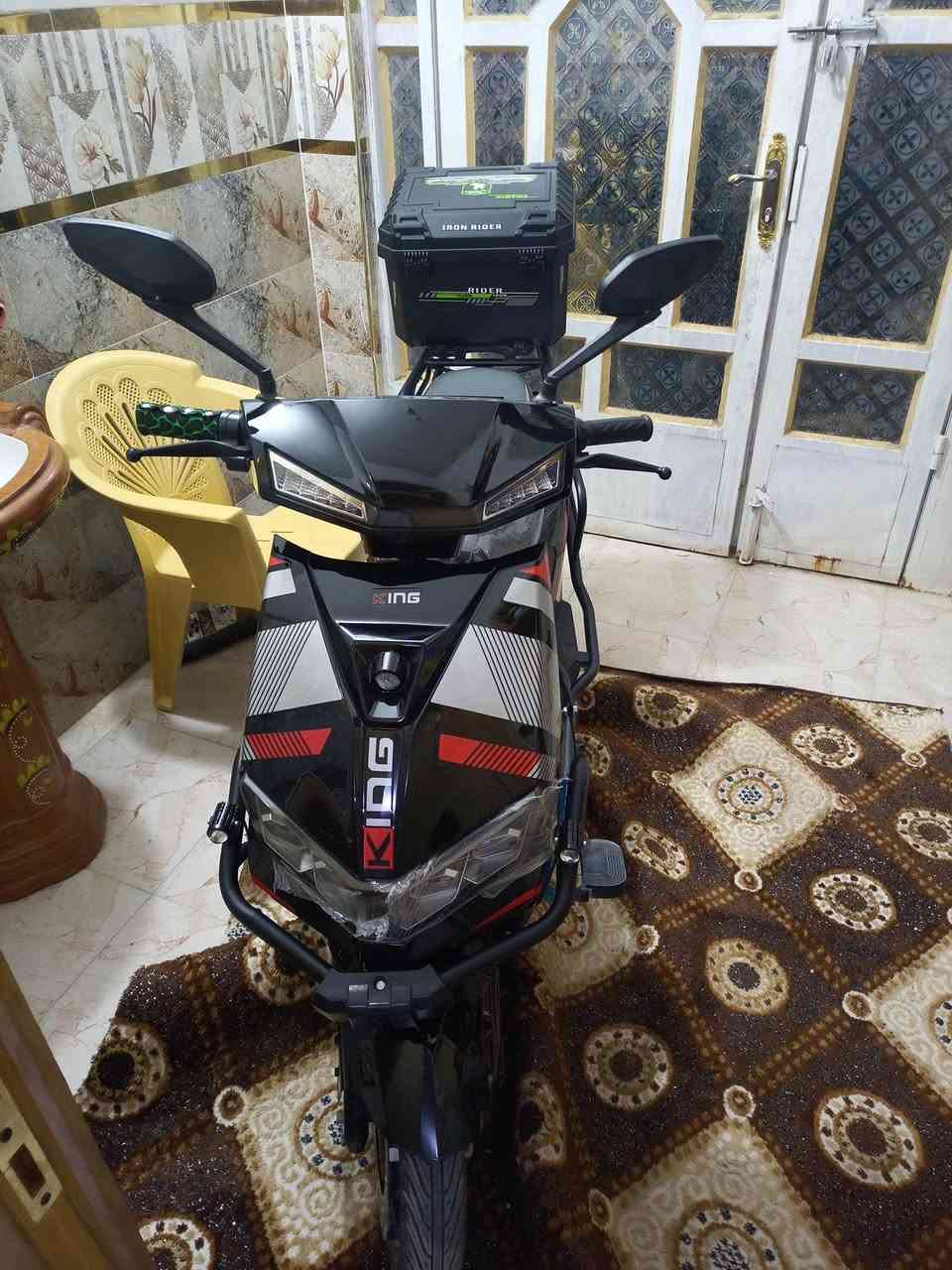 ماطور شحن ٢٠٢٦اللبيع مستخدم أقل من شهر رمادي جزيرة البو علي جاسم ***********سعره مليون وربع وبيه مجال
