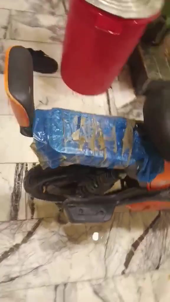 ٢٠٠ وبيها مجال قليل


**إذا كنت صاحب هذا الإعلان وتريد حذفه لأي سبب، رجاءا أرسل رسالة إلى الدعم الفني**