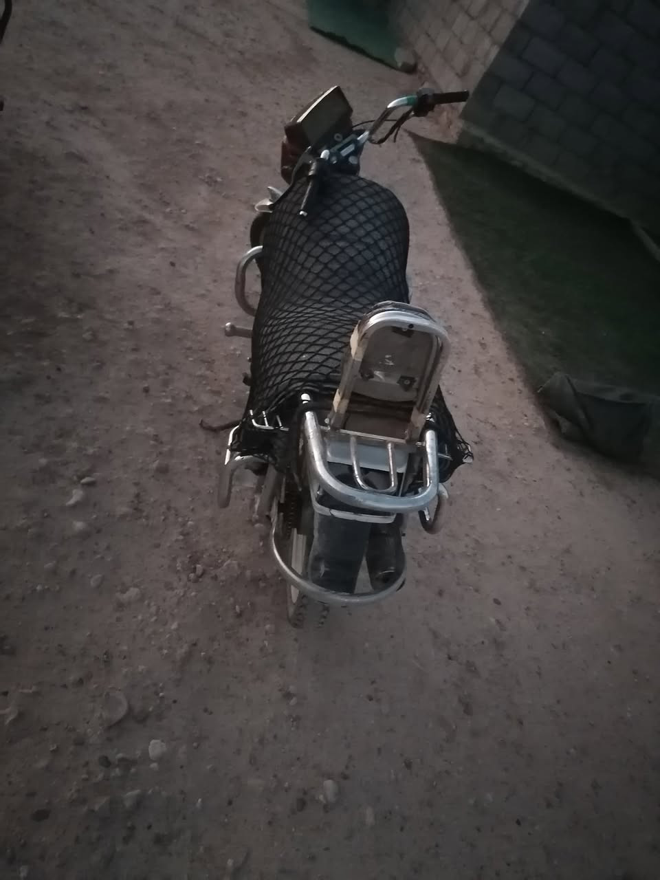 للبيع السعر 275 الرقم ***********
