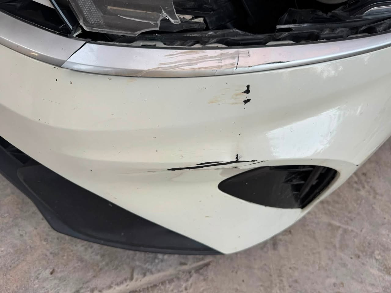 دعامية مال فورتي كاملة بيها بس هاذ شخط وشباك مكسور شوية ب150 وبيها مجال اصلية مال سيراتو خليجي


**إذا كنت صاحب هذا الإعلان وتريد حذفه لأي سبب، رجاءا أرسل رسالة إلى الدعم الفني**