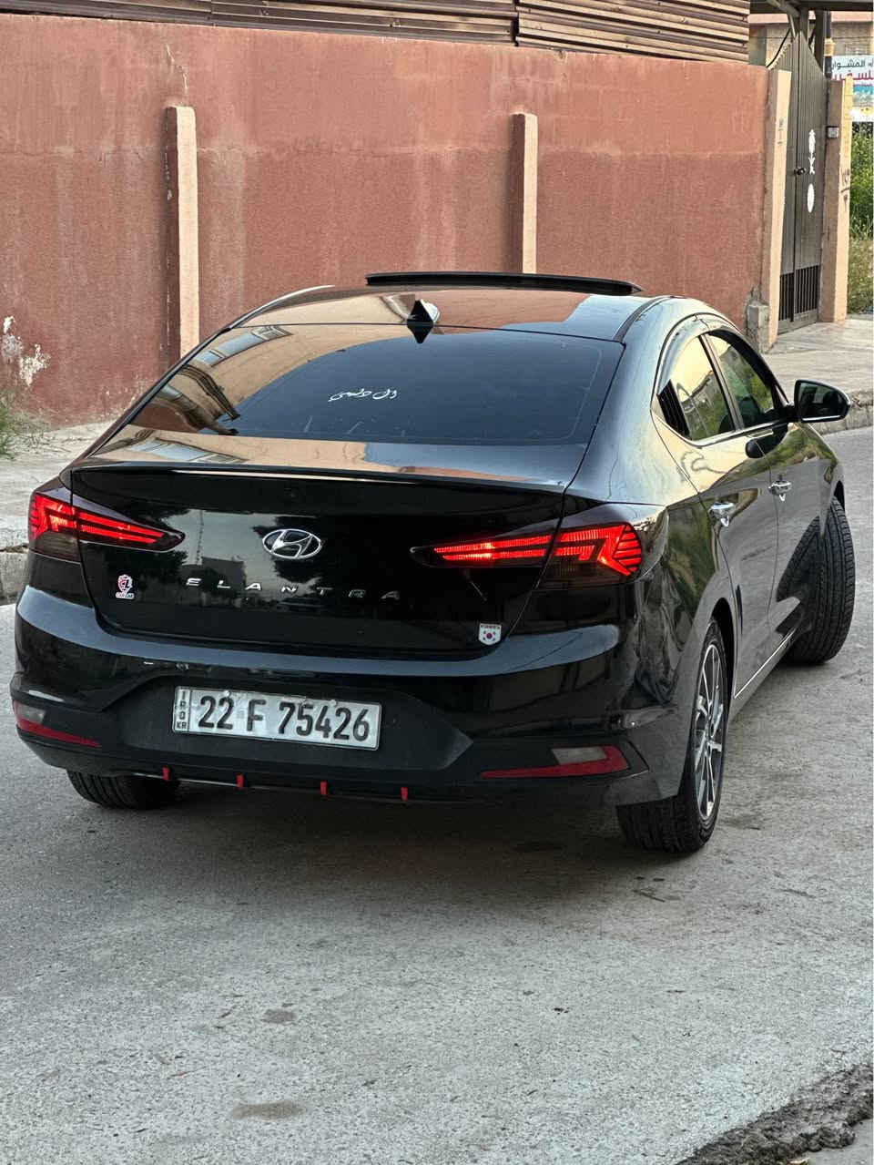Hyundai Elantra 2020
فول فول مواسفات sel بلص 
فتحة سقف
شاشة كبير و كاميرة
رادار امامي وخلفي وصفايح 360 درجة
بصمة بيبان
كشن جلد 
تدفئة كشنات
ستيرن تدفئه 
تحديد مسار
قيادة ذاتية
sport+nurmal+smart درايق مود
لايتات زينون و ليد
تحكمات ستيرن
عدد سماعات 8 
حجيم محرك ٢٠٠٠ دوش مرغوب
بعد بيها هواي مواسفات
ماشية 77mi و قابل للزياده 
ملاحضة ضرر سيارة فقط تعديل بارد بقبق الصندوق و ملاحضات بسيطه بلبنيد
بدون معجون تبديل
بدون دواخل بدون لغود شواصي بدون ايرباك 
مكان سيارة موصل 
*********** واتساب 
سعر 135 و مجال قليل موصل, نينوى
