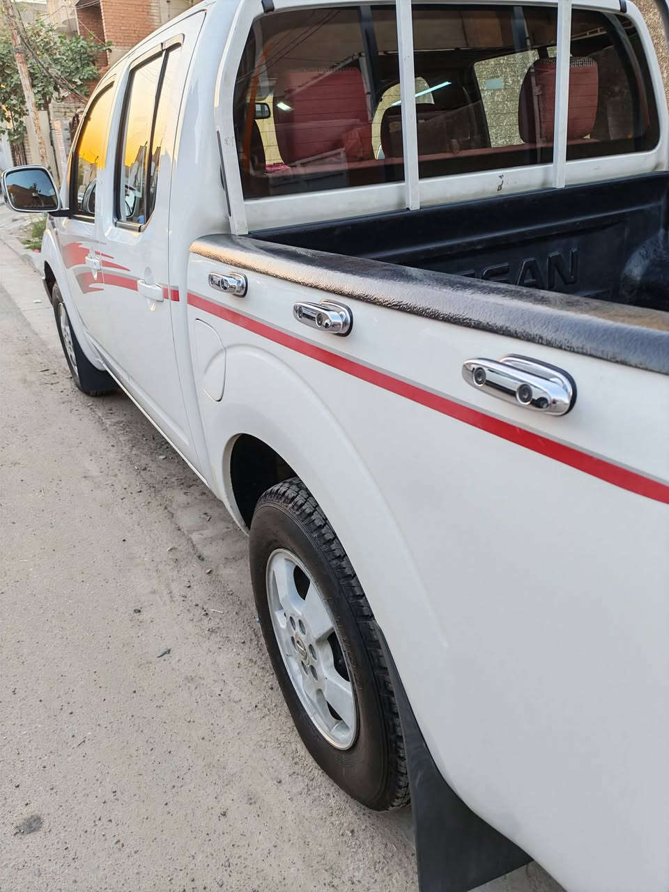 بيكب نيفارا ٢٠٠٩ للبيع محرك اوتو ماتيك محرك وكير ضمان لربيل سنوية تسقط ٢٠٢٩ بسمي تحويل ثاني يوم سياره حلوه مال شغل رقمي *********** السعر ١٢٠$
