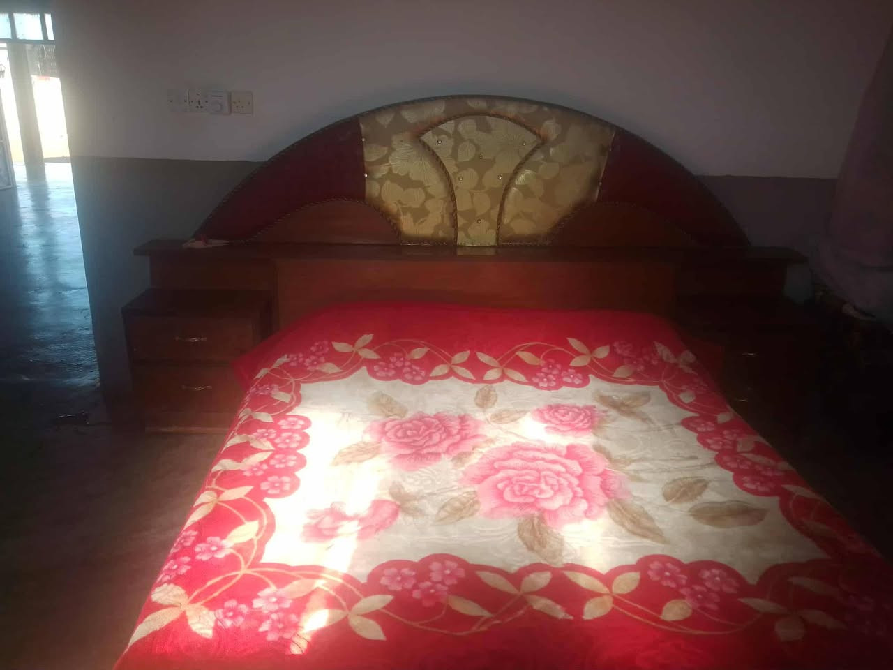 السعر والسعر خاص***********
