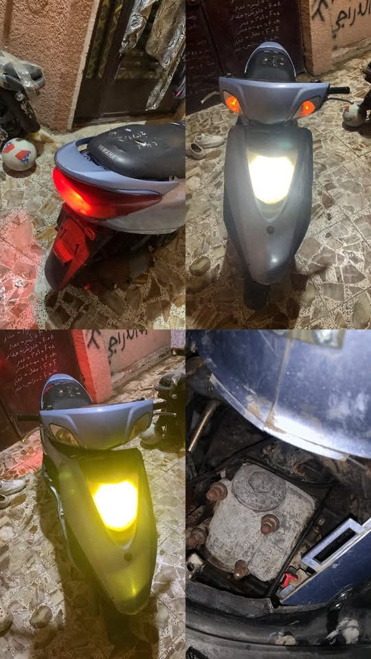 السلام عليكم للبيع مراوس حسب القناعه وانطي فرق بريز لايت جوه الدراجه جديده عوزها ترتيبات بصيطه مثل صالنصه وطبك الكفرات وسوي ادامه دراجه زنون رباعي قفل جنطه قفل ستيرن مكاني بغداد الشعب *********** السعر325 وبيه مجال
