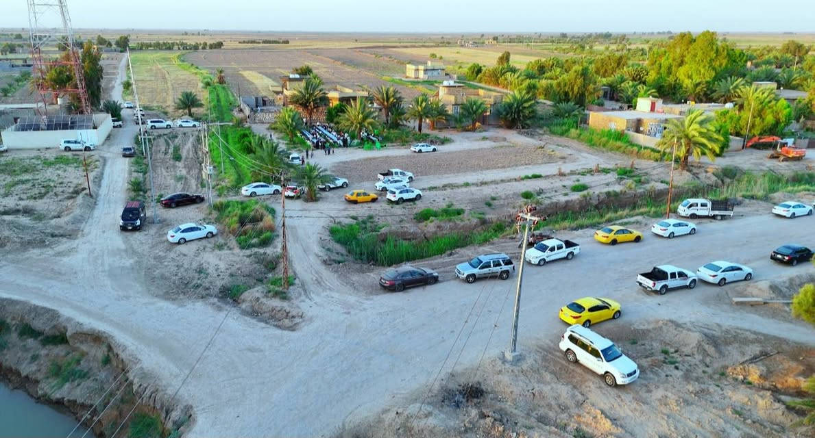 📸  تصويرنا اليوم #اماره_زبيد  #عشيرة_البوفدعم 
 #بيت_آل_خليف العامر، بمناسبة زواج 
#الأستاذ_جواد_كاظم_خليف_الزبيدي 
ليلة من أجمل الليالي، جمعت الطيب والمحبة وحضور الوجوه الطيبة،
وأهل الكرم والمواقف المعروفين بأصالتهم وحسن استقبالهم 🌹
ألف مبارك للعريس، ونسأل الله أن يرزقه حياة سعيدة مليئة بالفرح والهناء،
ويديم الأفراح والمسرات على بيت آل خليف 
#المصور_اياد_العبيدي ***********
باقي الصور موجوده بلقناه https://t.me/qqqqqwwre
