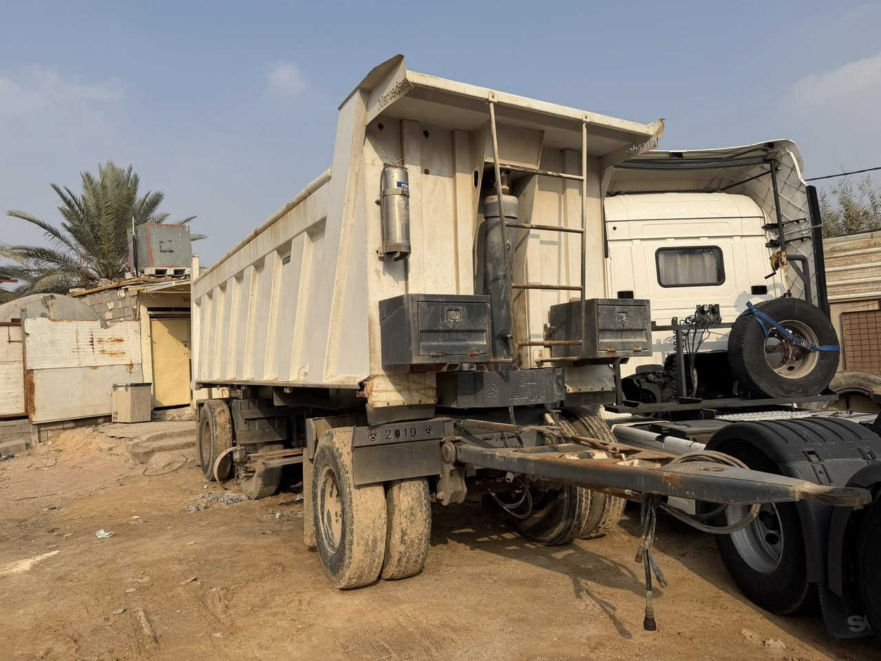 سلام عليكم عربانه للبيع
شغل ابو امير نجف 
عربانه نضيف 
سعر ١٧٠ جديده 
ستفسار تصال عل رقم
***********
