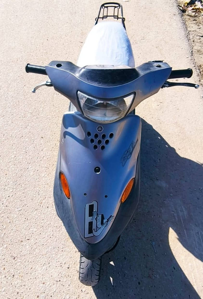 السلام عليكم بيجي للبيع شغاله سلف هندر كهربائيات كله شغاله مانقصه شي مو تجي ادكلي شنو نقصه ملاح شوفت عينك السعر ٣٥٠ رقمي***********
