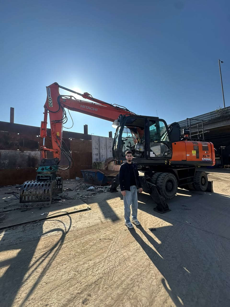 Zudi company 
طريق: أربيل/ قوقشتبه
ئێمە وەکوکۆمپانیای (زودی)
ئامادە ین بۆ دابین کردنی هە موو ئامێرێک
بە هە رزانترین  نرخ بو ئێوە ی بە ڕێز 
***********
***********
Data :21/03/2026
Hitach zx170-6
Modil          2019
