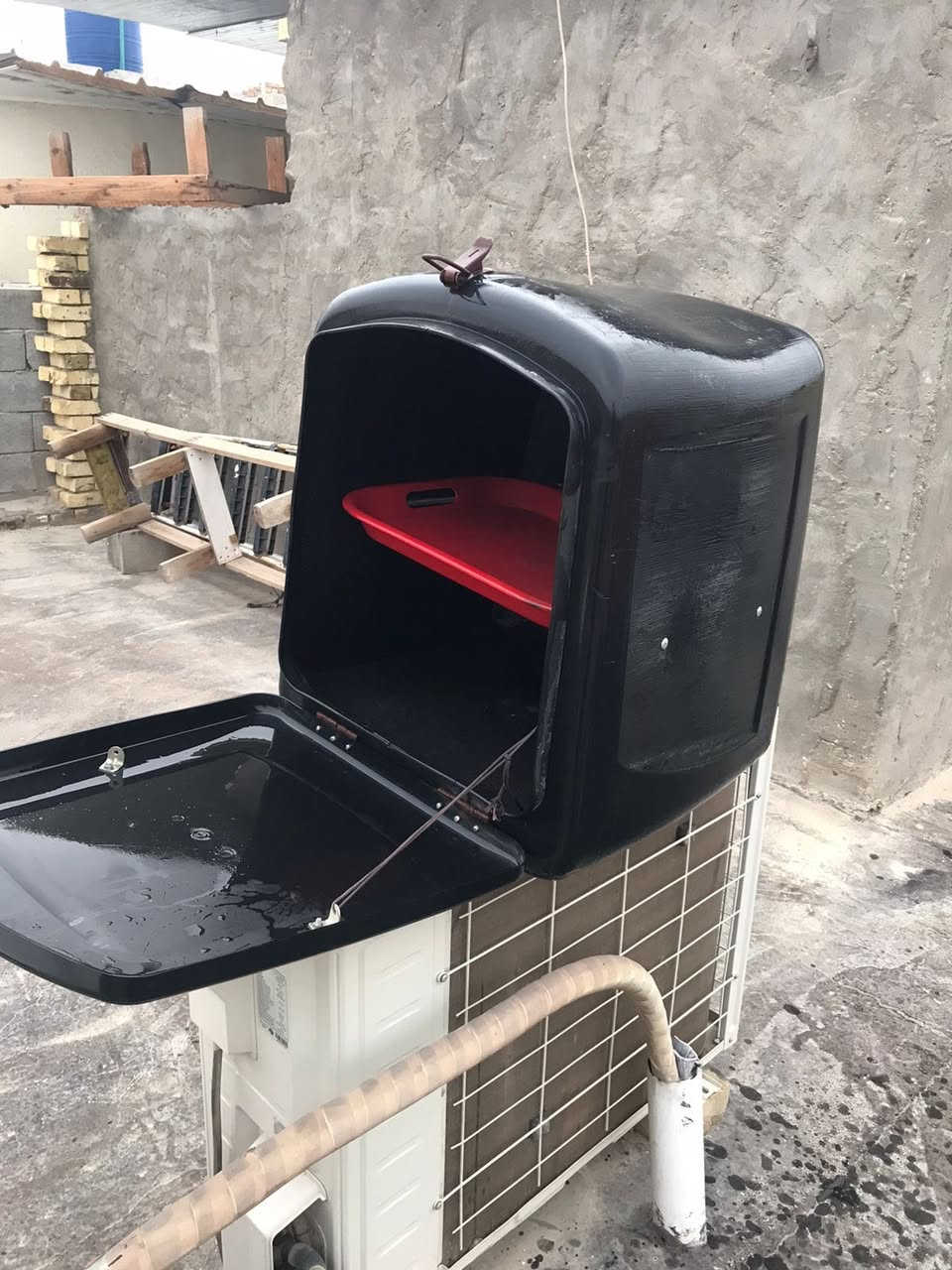 سيبايه باكستانيه + صندوكً دلفري جديد مامستعمل هواي سعر سيبايه 50 الف + سعر لصندوكً 40 وبي مجال لشراي العنوان بصره ابو لخصيب :الرقم : *********** لمو شراي لا يدخل رجاءاً
