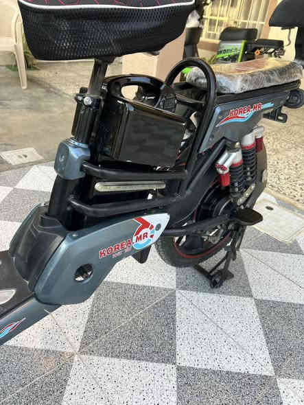 بايسكل شحن للبيع ٢٠٢٤ جديد كامل بطاريات جدد شرط الفحص كلة شغال السعر ٢٧٥ بي مجال العنوان ديالى ابي صيدا ***********
