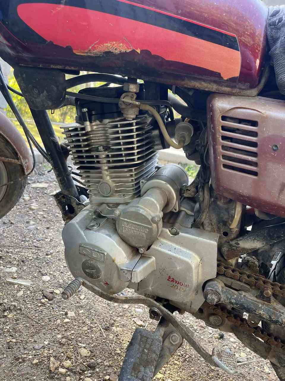 مكلف ب نشر دراجة سيفان 5 كير موديل 19 اوارق 5 رقمي السعر 175 وبيها مجال 
***********
