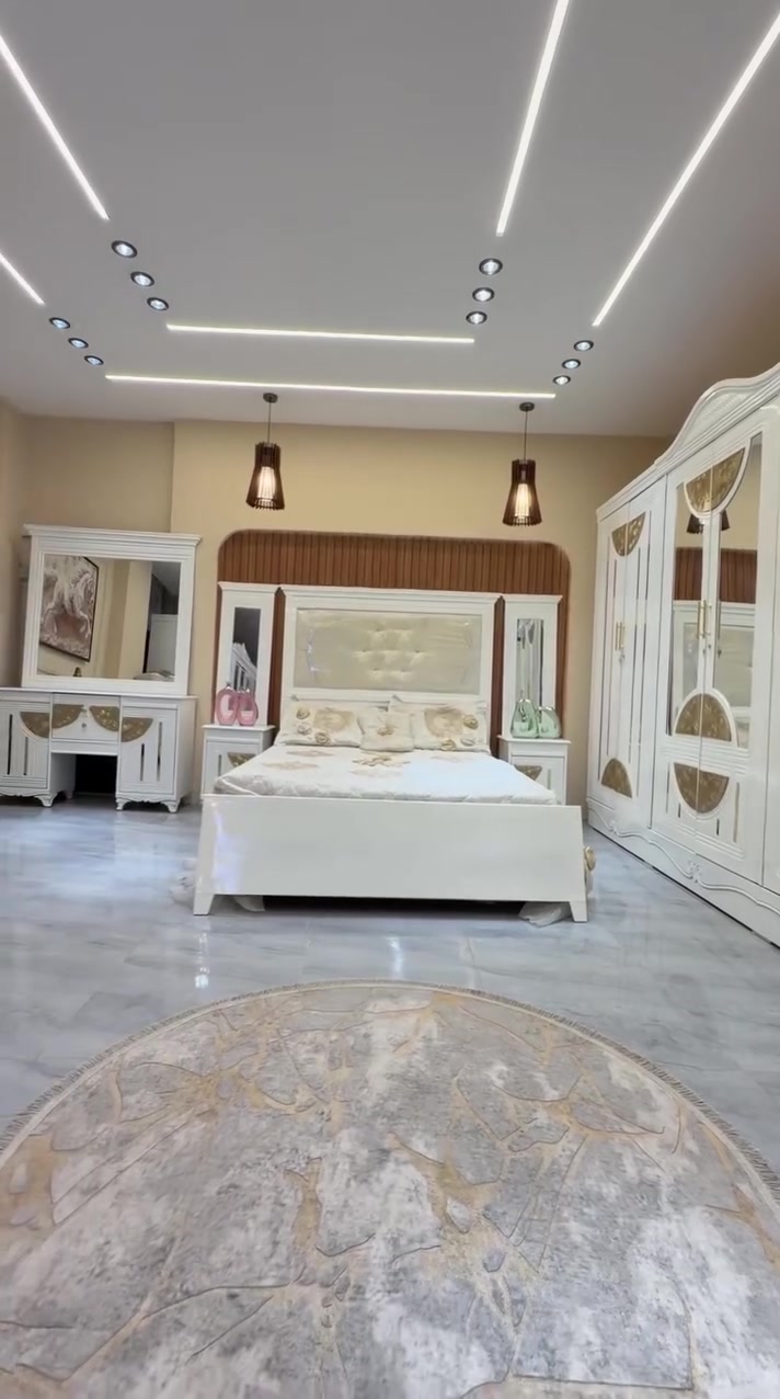 تريد غرفة فخمة وسعرها مناسب؟ جبنالكم الحل! 🌙✨
غرف نوم (نجارة عراقي) بمواصفات اقتصادية وعملية:
✅ تصاميم حديثة تناسب كل الأذواق.
✅ استغلال ذكي للمساحات وتقسيم داخلي مريح.
✅ سعر تنافسي يخدم ميزانيتك.
🎥 شاهد الفيديو لتفاصيل الشكل واللمسات النهائية!
 متوفر توصيل لجميع المحافظات 🚛باسعار مناسبه 
💬 للحجز والاستفسار ومعرفة السعر، راسلونا على الخاص أو واتساب:☎️***********
#العراق #الديوانيه #السماوه #البصرة #بغداد #محافظات_العراق #كربلاء #النجف #الحله #الناصرية #الموصل #كركوك #الكوت #تكريت #بابل #ديالى #الرمادي #العماره #غرف #نوم  #اثاث #متنوع #غرف_نوم
