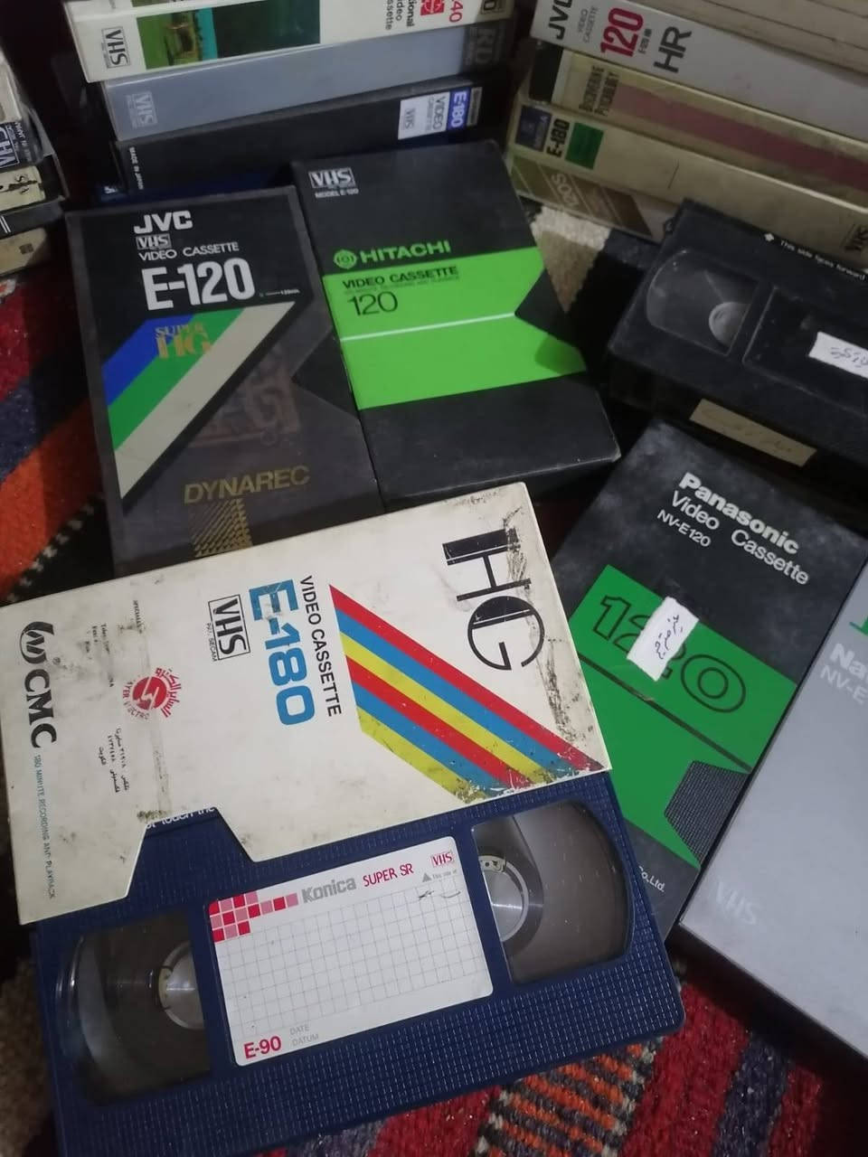 ١٠٢ كاسيت فيديو vhs
مشكل هندي عربي تركي اجنبي كما في الصور ..
١٥٠ مع التوصيل 
للحجز والاستفسار مراسلة الصفحه


**إذا كنت صاحب هذا الإعلان وتريد حذفه لأي سبب، رجاءا أرسل رسالة إلى الدعم الفني**