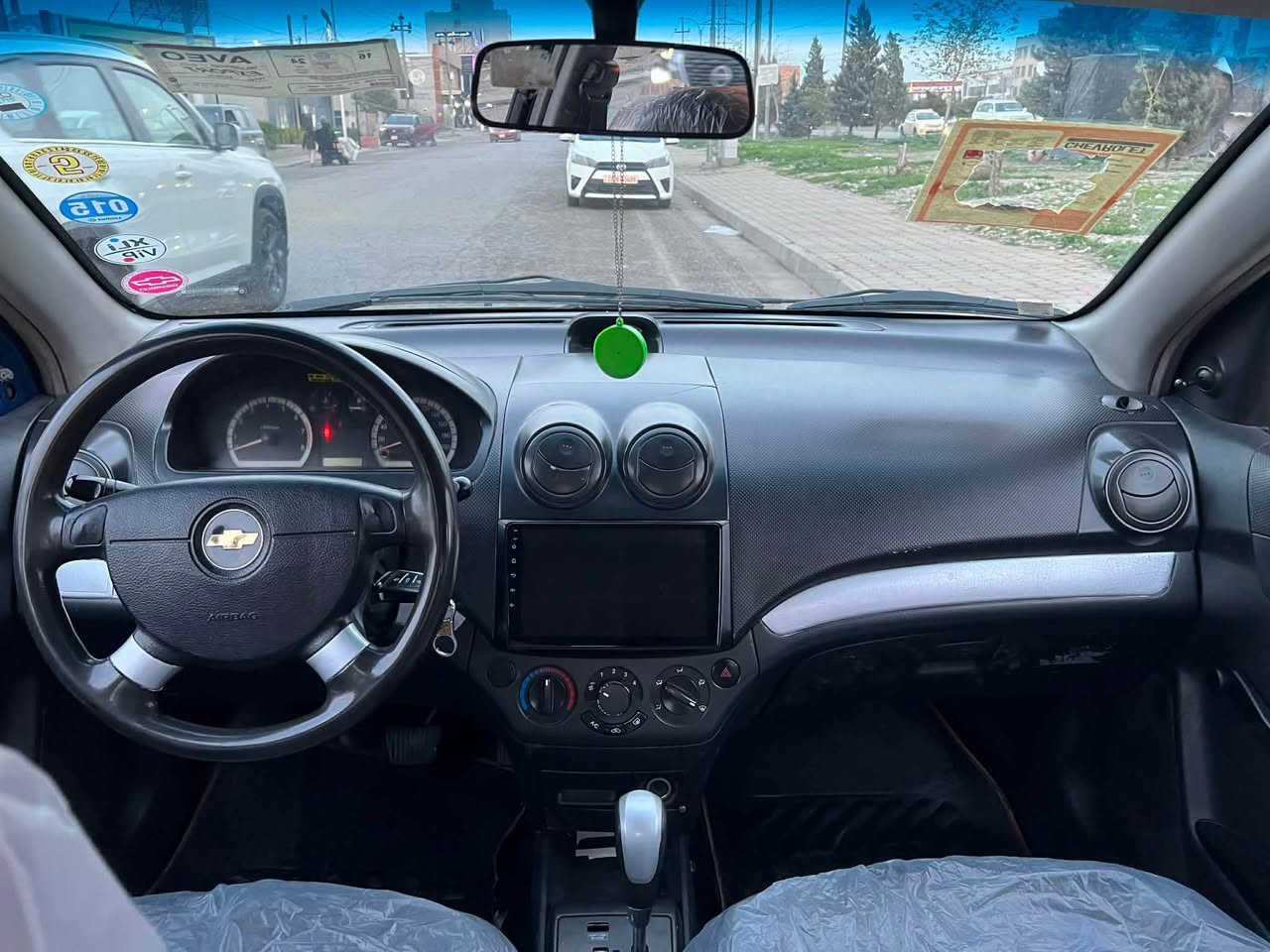 ئەڤیۆ 2009
تۆماتیک
گێڕو مەکینەو تەبریت بەشەرت
1 پارچەی بۆیاغه بێ ژوورێ بێ لێدران
جێ جێ پەلکی هەلداوە کارت کراوە
600 هەزار غرامەی لەسەرە دەیگەڕێنمەوە
سەنەوی بەسەرچووە 
نرخ :56
ژ.م:*********** أربيل, العراق
