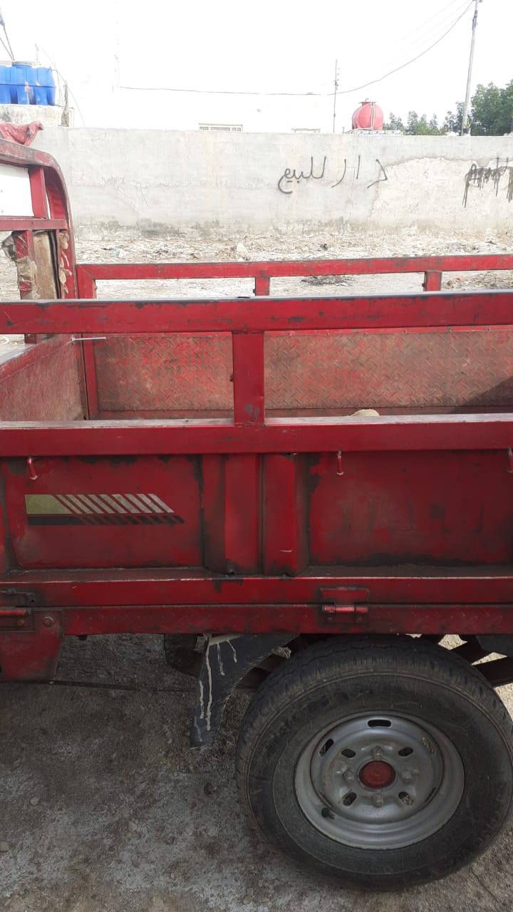 سلام عليكم ستوته ستالون اوراق كامله وكيله الحيدري نضيفه كامله ومكفوله موديل 2015 السعر مليون وستميه  وبيه مجال الاتصال على الرقم ***********
