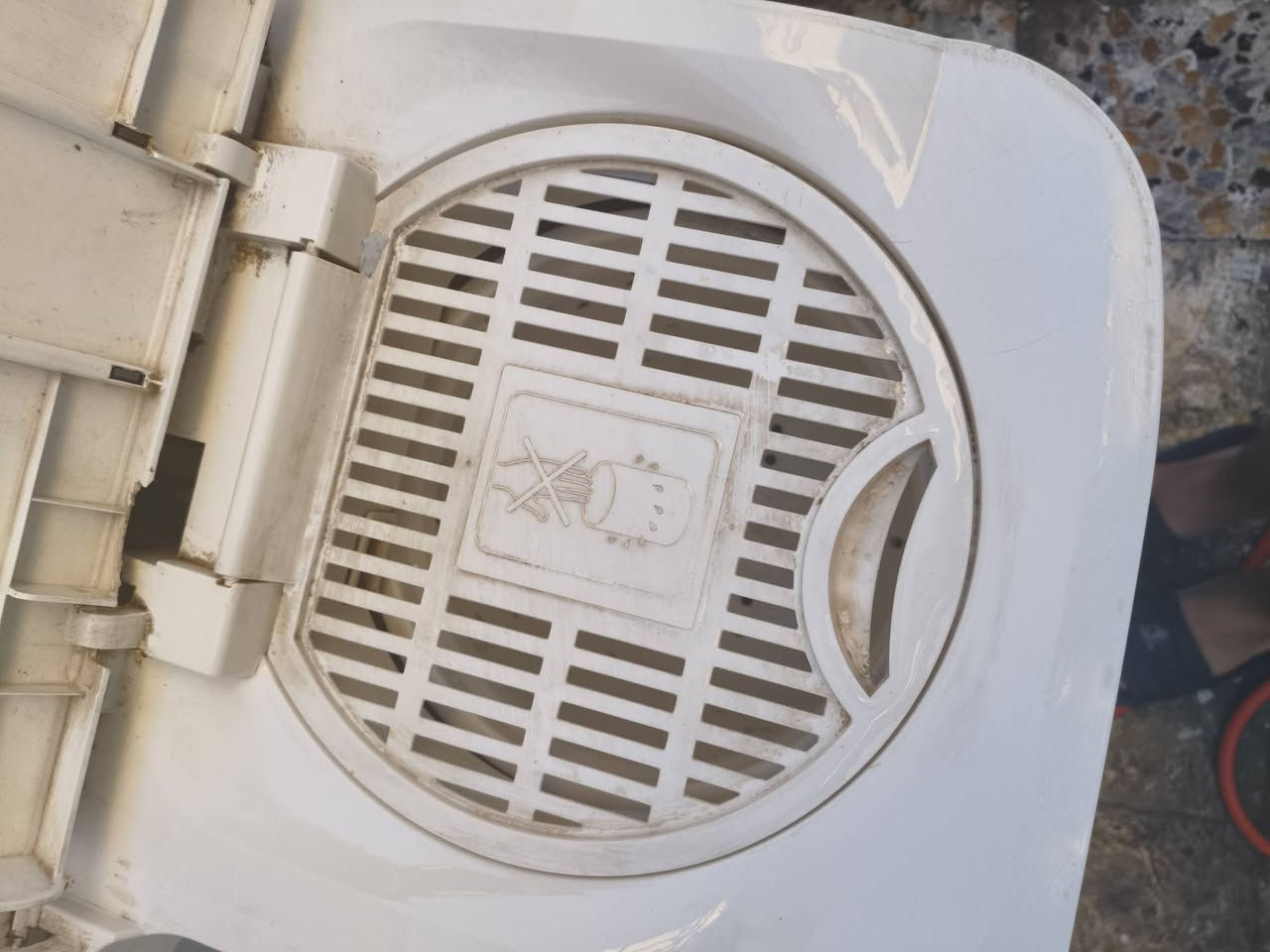 غساله للبيع النشافه بيها عطل السعر قيم واخذ مكاني بغداد
***********
