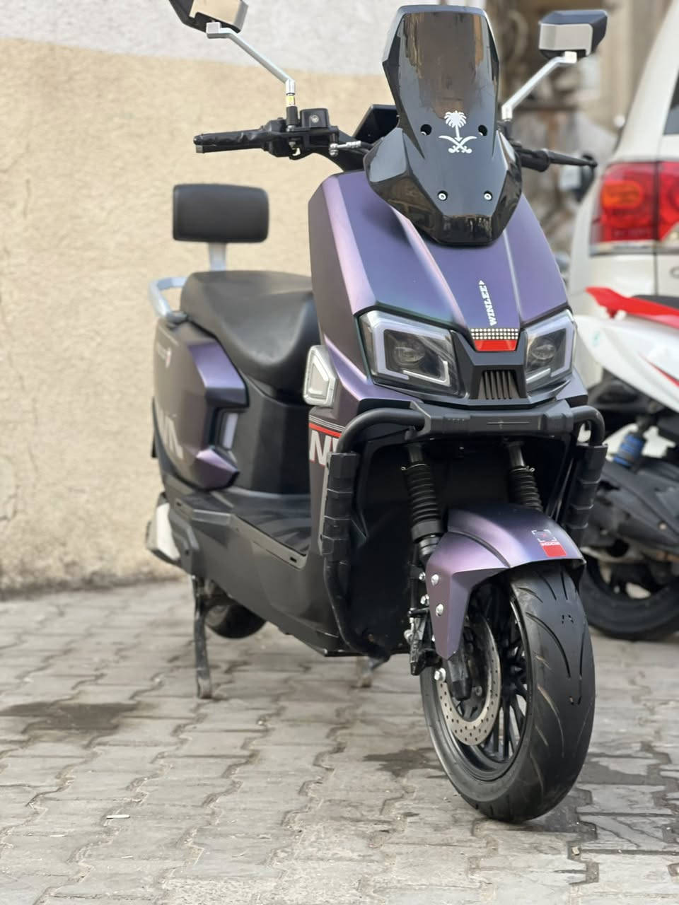 صاعقة
دراجة جديدة جداً 
ومابيها اي نقص 
وشرط البطاريات تفحصهم وين ميعجبك 
كلشي شغال بيها 
بيها هواي مواصفات 
معروفة مواصفاتها ميحتاج اذكرهم 
6 بطاريات كبار 
نظام 3 سرعات 
مكاني بغداد 
للاستفسار 
***********
