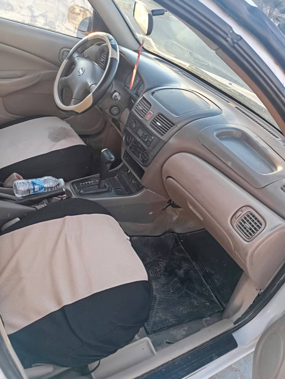 السلام عليكم من رخصه الادمن اني مكلف بنشر  للبيع سني ٢٠٠٨رقم بابل انكليزي بسم صاحبه نفسه تحويل مباشر  فول اوتوماتيك  محرك ١٨٠٠المرغوب تبريد تدفئه تخم تاير  سياره جاهزه من كلشي محزمه سعر٨٥ مكانه القائم ***********
