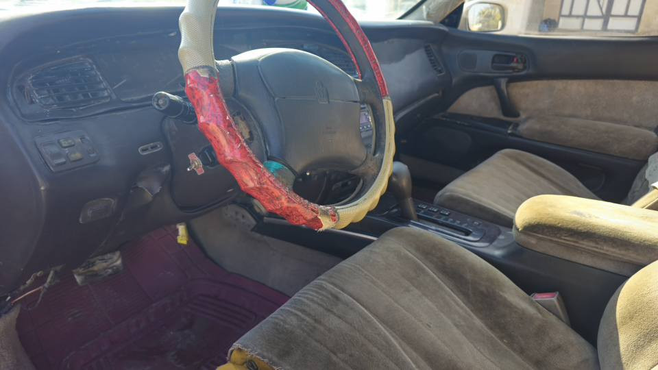 ماجستا مديل 1991 رقم انكلزي حداديه نص عمر مكاني نجف السعر 25 وبيها مجال 
*********** النجف, العراق
