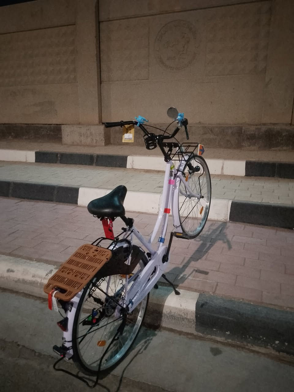 سلام عليكم باسكل للبيع موديل 2022 باسكل مطلعه حاويه هوه وغراضه نضافه 100/💯 شركه BD
للستفسار عله هذه الرقم ***********
