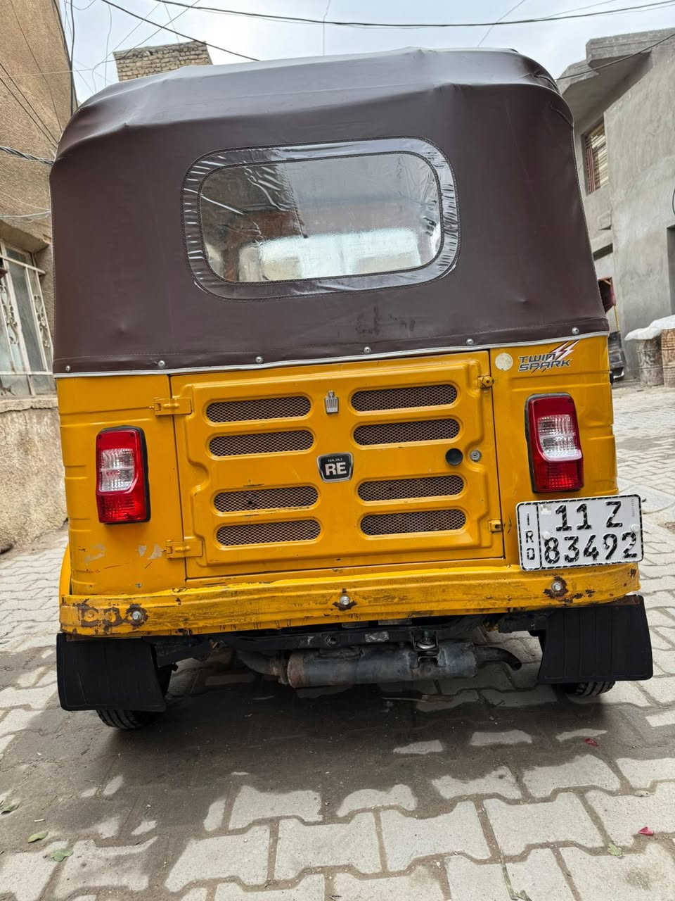 السلام عليكم ورحمة الله 
تكتك 20شهر 11يوم5
مرقم باسمي تحويل ثاني يوم
التكتك خير منّ الله 
كرنك شركة بوشة بستم شركة ولفات
كلجات شركة تخم واشرات تخم چبن 
 اكسن جديد بنزات وعنابير وهوسن جديدً 
السعر6600 وبيه مجالل المكان الشعلة ***********
