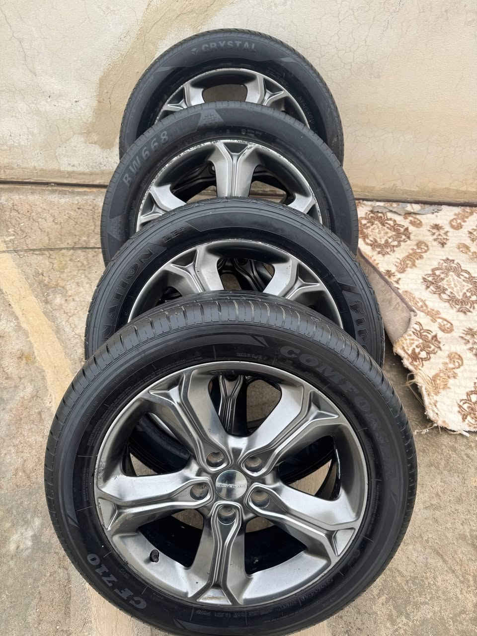 جماعة موصفات عاديه جبتلكم تخم ويل جورني مال كروز رود اشتري شوف جمال سياره 🔥
🔴 للبيع تخم ويل جورني مال كروز رود ترهم على جميع موديلات اصلي اصلي شركة (مكسيكي) (حجم 19 وياها تخم تاير مع 4 حساسات بلنص هم جديد سويته يعني كامل  بس تشدد للسياره) ... سعرهم بلاش ( 420$) دولارر ...
للاستفسار خاص او هذا رقمي ⬇️ 

***********

واتساب موجود بيه
