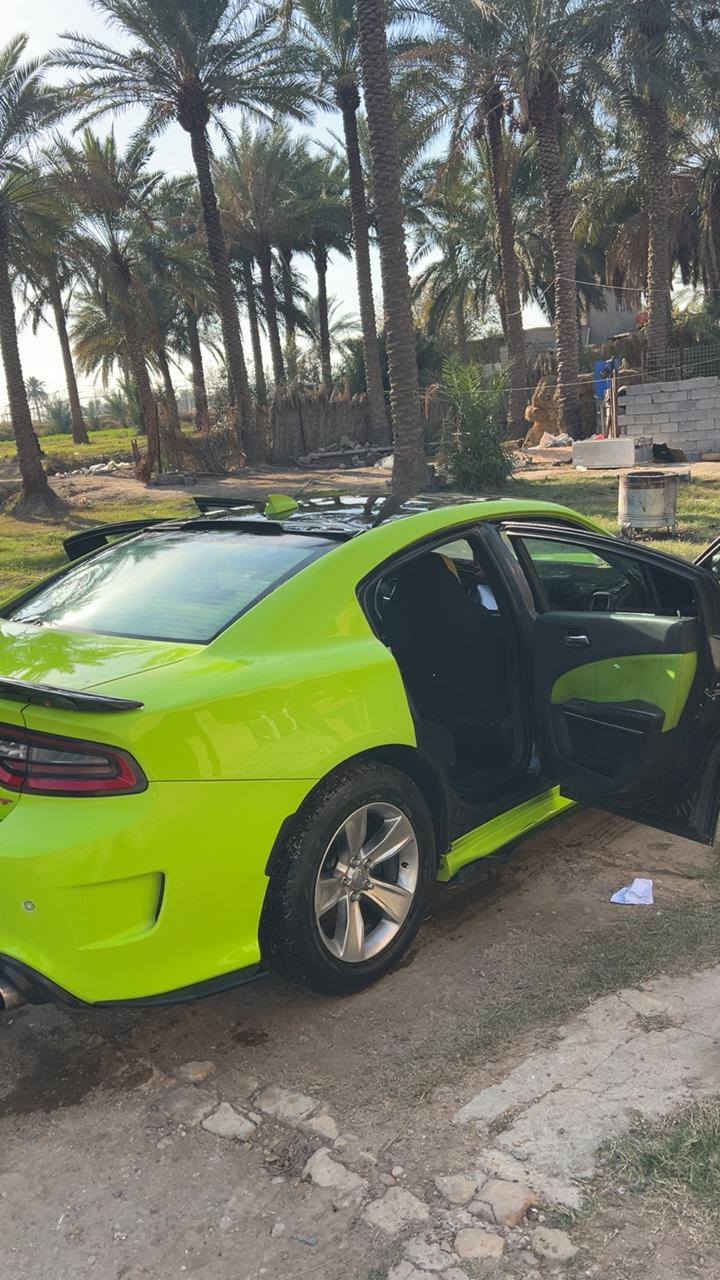 ابيع نقد وابيع اقصاد *********** 
السلام عليكم دوج تشارجر فول مواصفات برغي ما تحط عليها جاهزه للخير مكاني بغداد
