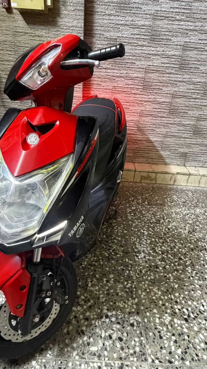 السلام عليكم دراجه سكنز شمعه ش
كوري دراجه مكفوله من الزلغ وعل فحص وترايك وين متريد دراجه بيها كشن رياضي بيها جنطه بيها عدله زنون اصلي عنواني بغداد جديده شارع المسبح تجيني شراي ماقصر وياك ***********@إشارة
