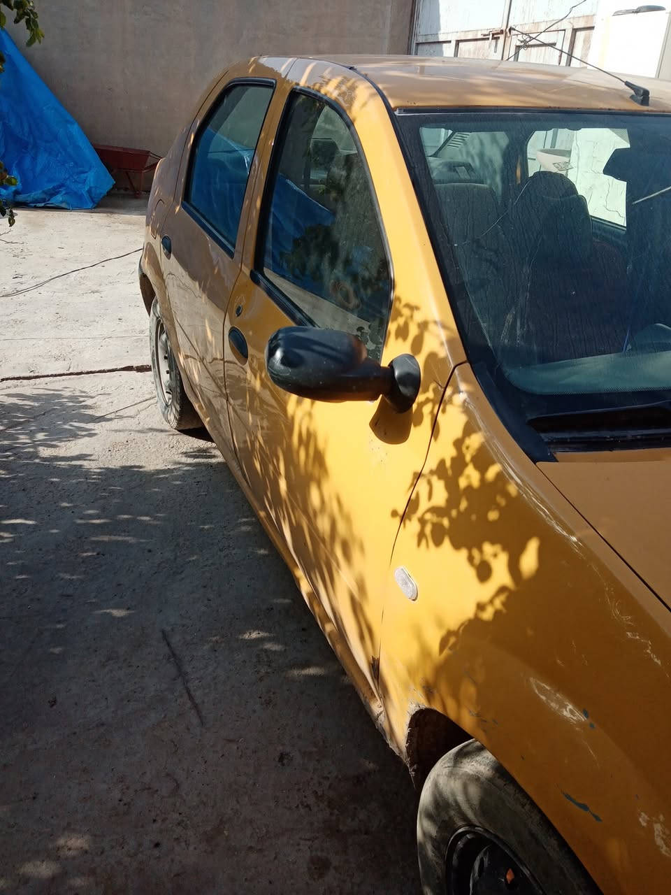 سلام عليكم ورحمة الله وبركاتة لااصحاب الدخل المحدود رينو لوكان ٢٠٠٩ اقساط بمفدمه ١٥ورقه وبشهر ورقتين التفاصيل ***********او*********** السعر الكلي ٤٠ورقه
