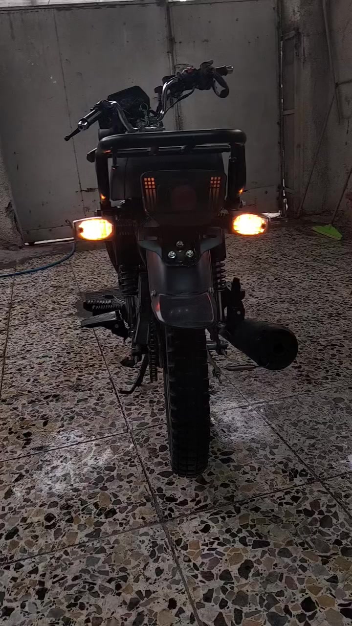 سونك ماكس 2024
دراجه جديده شغاله سلف هندر مكينه كفاله 

شراي كل الهلا مو شراي لا تعبني 750اوبيهة مجال حك الجيه 

العنوان: بغداد 

رقم:، ***********
