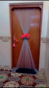 غرفة خشب • مستعملة • استخدام قليل