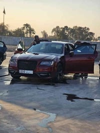 كرايسلر 300S موديل 2023 أصل لون مميز احمر كرزي 🍒   ماشيه 34mi 💥 حادث ت...