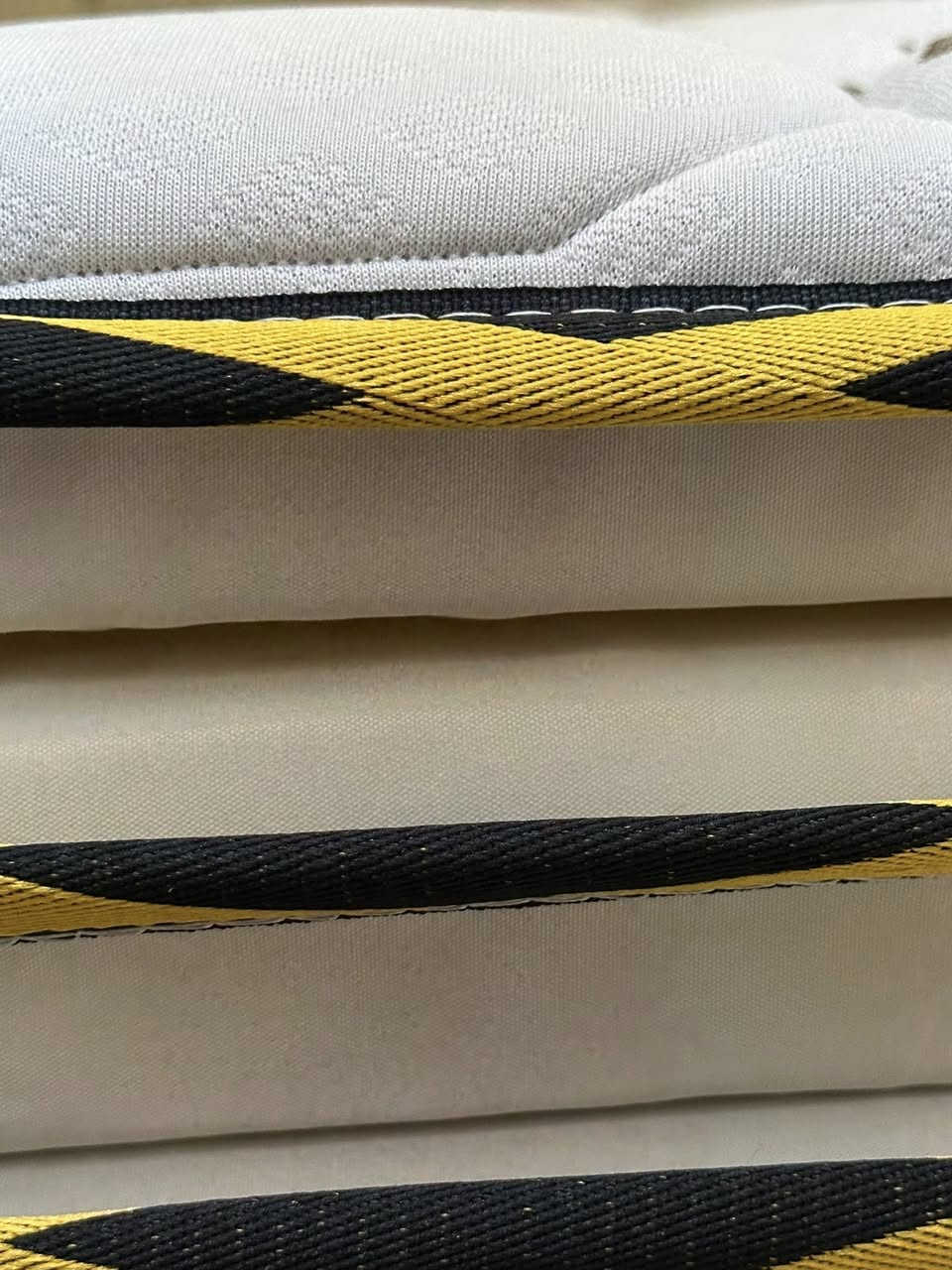 السلام عليكم دوشك طبي جديد للبيع
الإسفنج مميز اول 
أضافه إلى طبقتين طبيه
قياس٢٠٠*١٦٠
السعر ٢٠٠
ضمان ٥ سنوات


**إذا كنت صاحب هذا الإعلان وتريد حذفه لأي سبب، رجاءا أرسل رسالة إلى الدعم الفني**