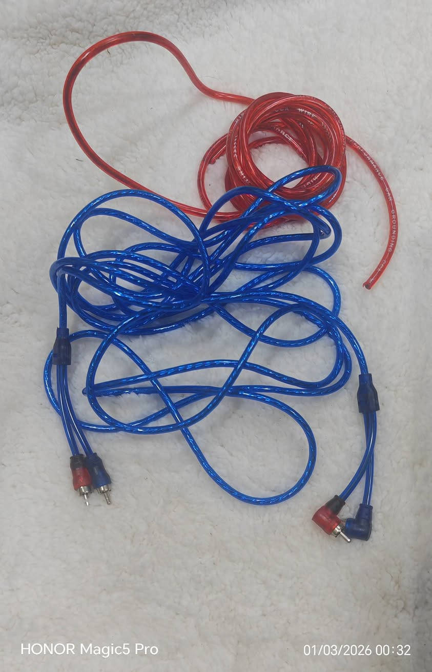 السلام عليكم
مضخم صوت سيارات
السعر 50 الف
***********
***********
