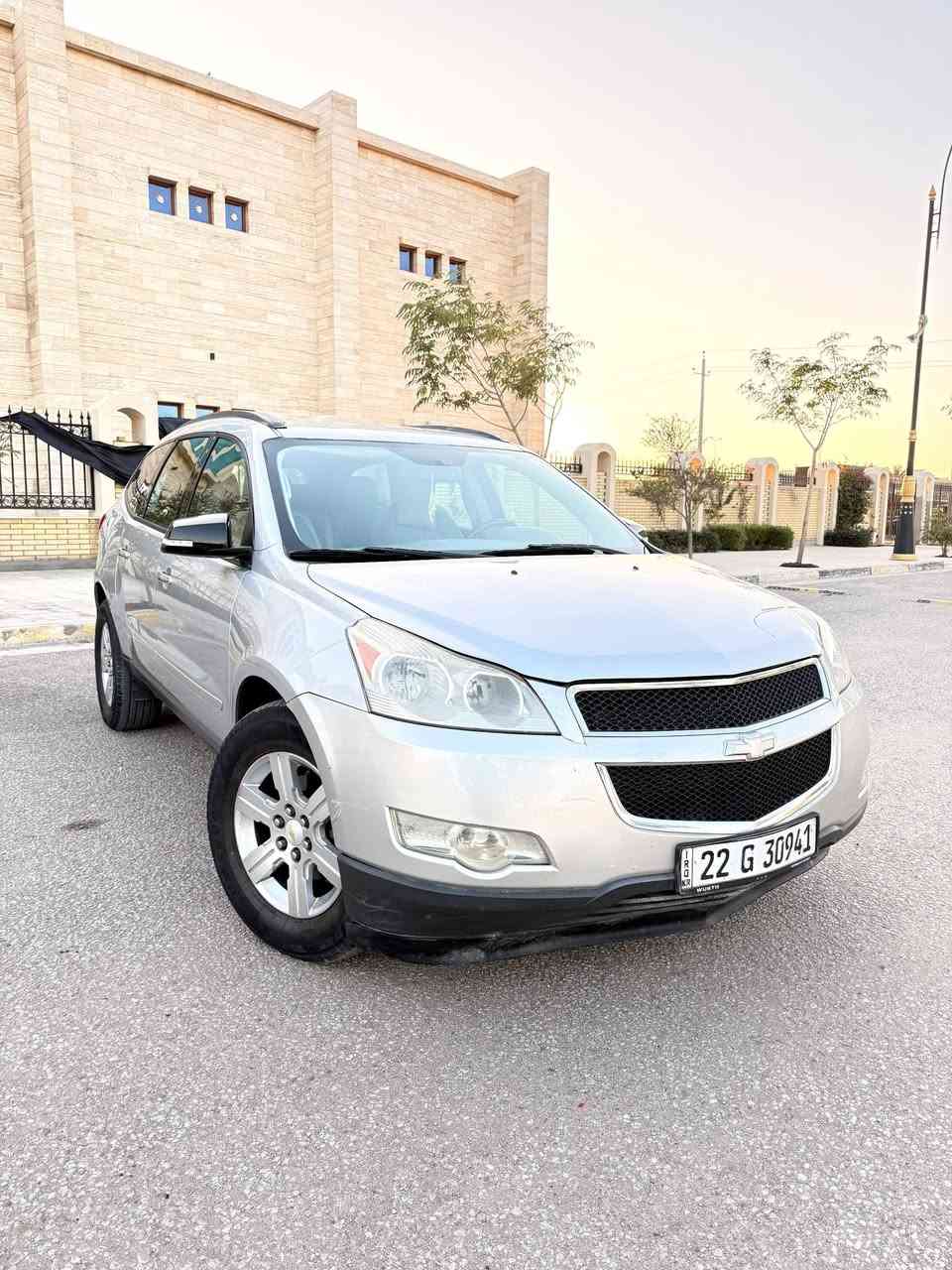 السلام عليكم  السونار مرفق 
شوفر ليت ترافلس موديل ٢٠١٢ خليجيه 
مواصفات LS
السعر ٨٨ وبيها مجال 
بدون حادث كير مكينه حداديه تايرات جدد 
شرط المداور رقم اربيل سنويه لل ٢٩ 
مكانها كربلاء 
***********
***********
