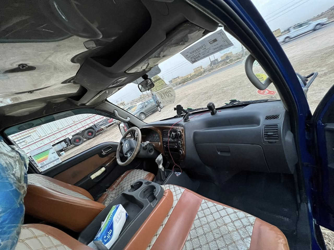 كيا حمل مسكر 2018 دبلو جاف سايره حلوه وجاهزه بيه ضربه كد شبر فوك البنيد يم الماسحات والباقي كفاله تاير حداديه محوره تاير وستد سعر 145 وبيه مجال ***********
