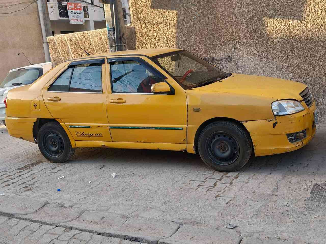 السلام عليكم شيري كوين موديل 2010  رقم بغداد انكليزي  سنوية لل 2030 تحويل مباشر مصفره هيئة وغرامات   كير ومكينة محورة كولف الماني  سنتر لوك ريمونت   شاشة كامره  منضومة زنون  تخم تاير  جديد باتري جديد  كهربائيات كلها شغالة السعر  27 وبيها مجال   مكاني حله بابل مركز مدينة   ***********
